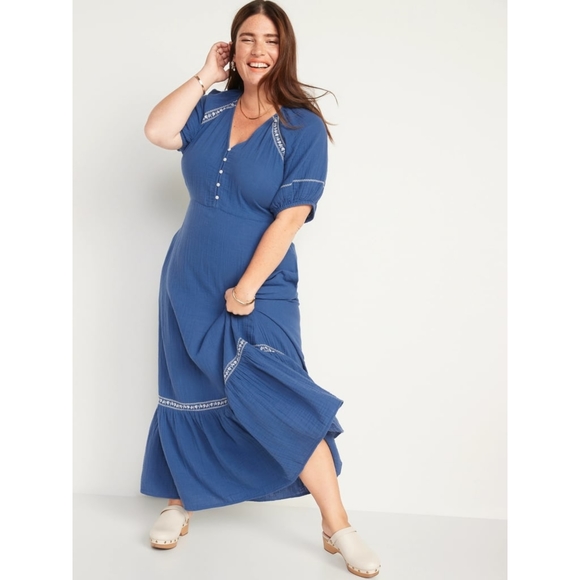 Old Navy Dresses & Skirts - Old Navy Puff Sleeve Maxi Tiered Blue Dress with Pockets & White Embroidery XL
